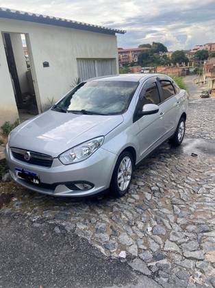 FIAT GRAND SIENA 1.6 MPI ESSENCE 16V FLEX 4P AUTOMATIZADO FIAT GRAND SIENA 1.6 MPI ESSENCE 16V FLEX 4P AUTOMATIZADO